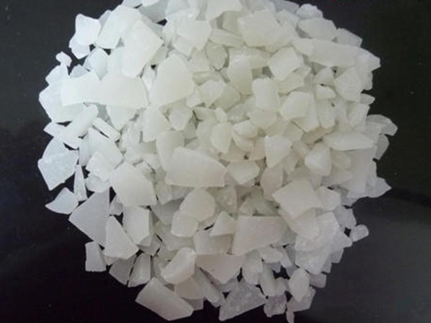 片状无铁硫酸铝